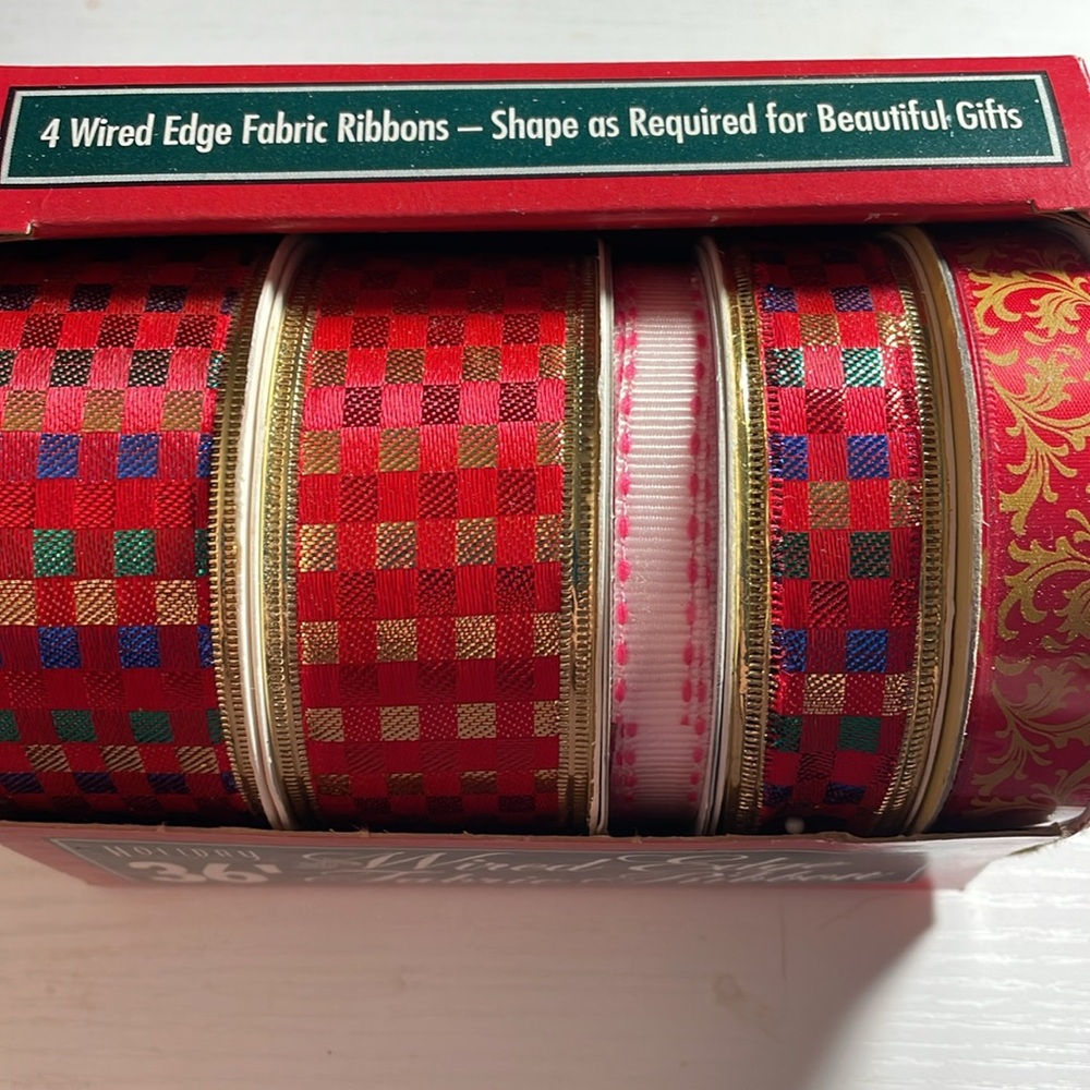 Holiday Wired Edge Fabric Ribbons Set - Picture 7 of 9